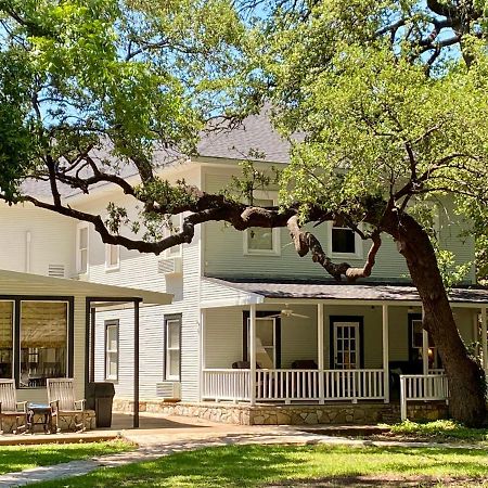 Inn On The River Glen Rose Exteriér fotografie