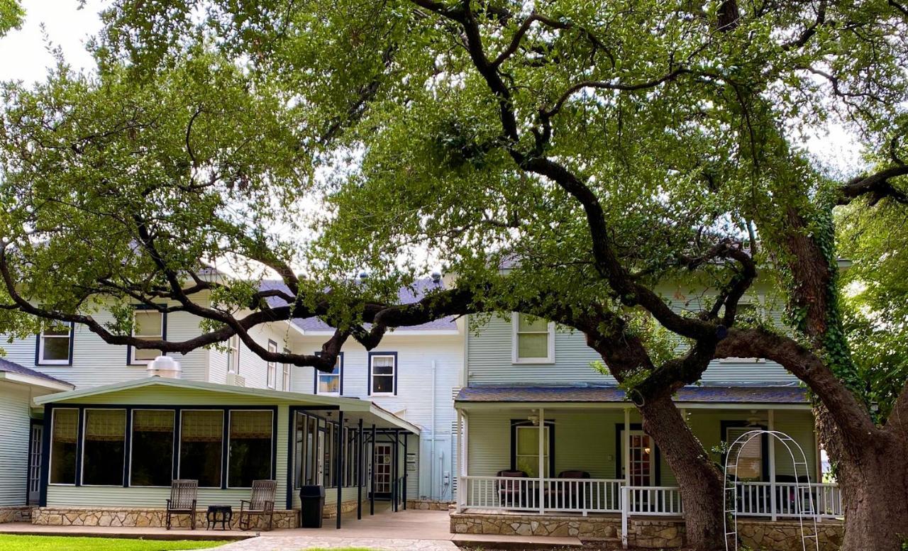 Inn On The River Glen Rose Exteriér fotografie